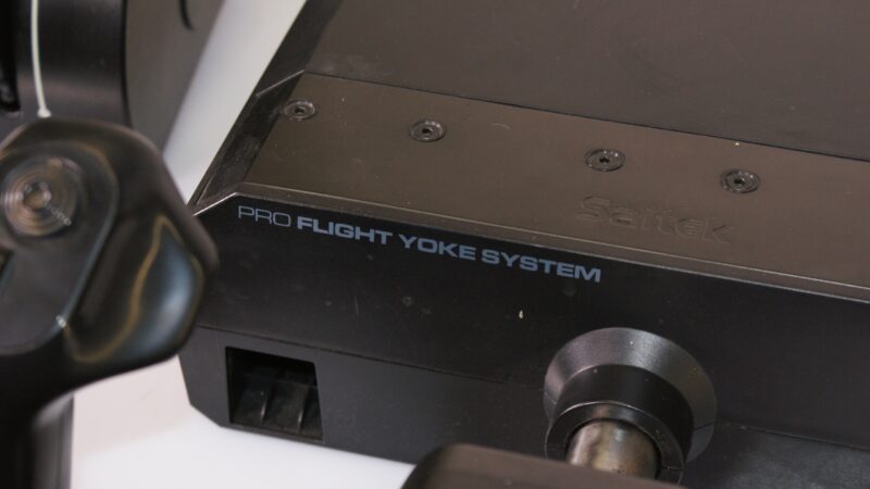 Saitek Pro Flight Yoke System met Throttle Quadrant en Extra Throttle Module - Afbeelding 3