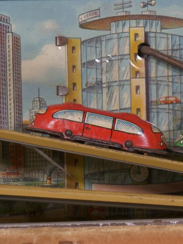 Vintage Blikken Speelgoed – Mechanische Autotransportbaan met Doos (ca. jaren ’50-’60)