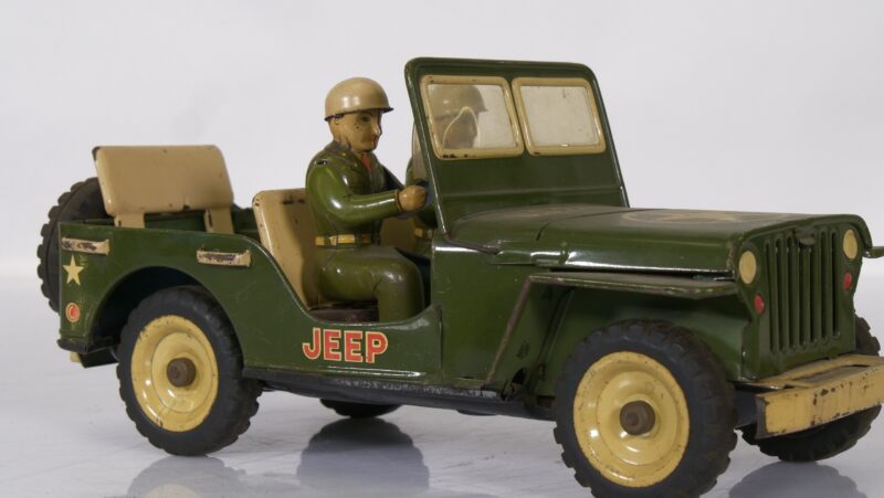 Vintage Blikken Jeep met Soldaten – U.S. Army J-2400 (Made in Japan, ca. jaren ’50-’60)