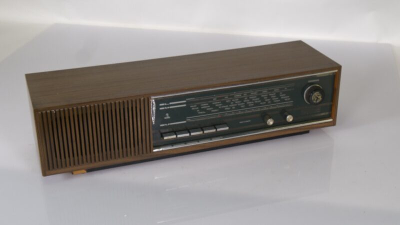 Lumophon Violetta 300 buizenradio – Made in Germany (met Grundig-componenten)