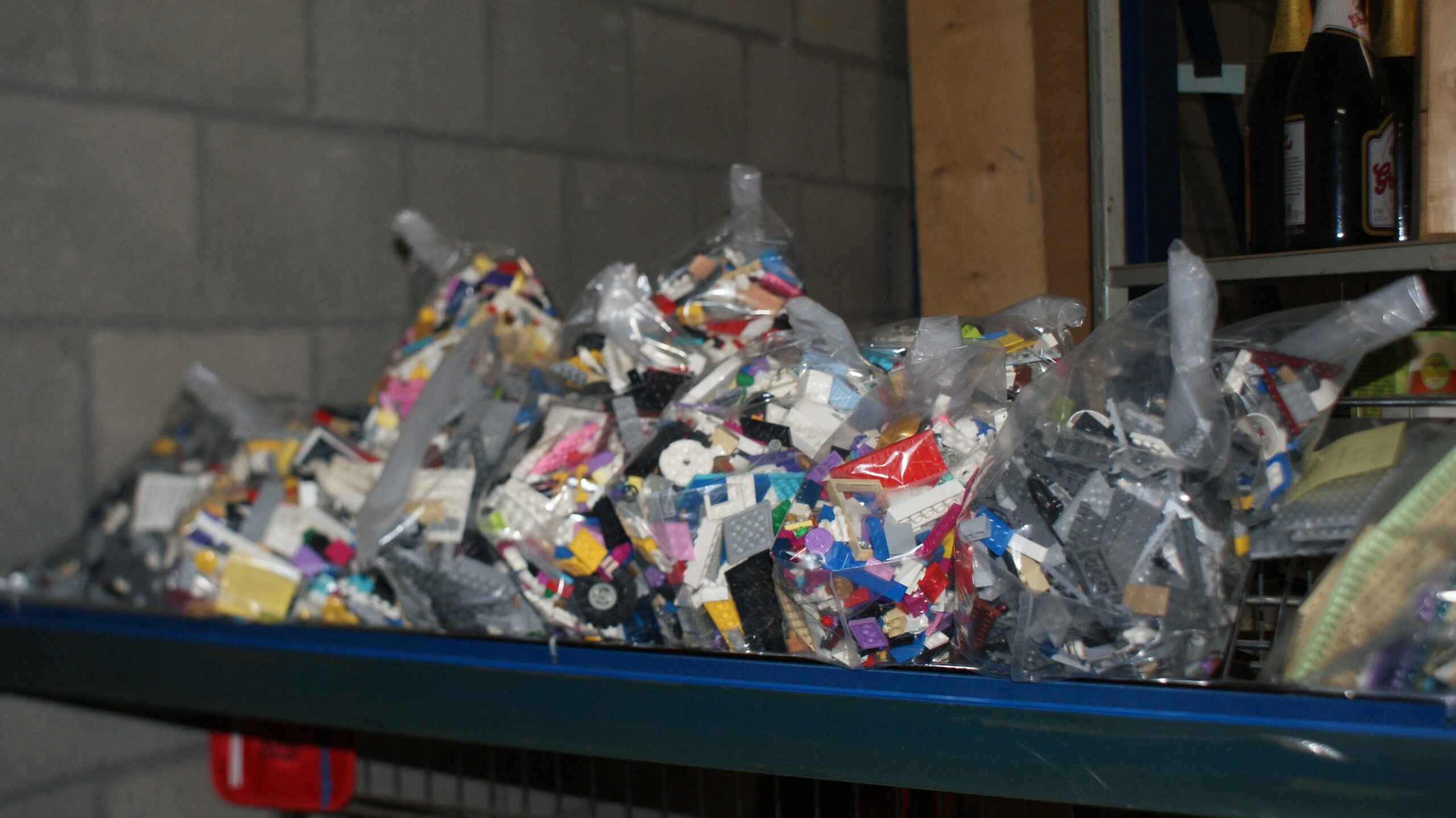 LEGO bouwstenen + grondplaten ±15 kg – gemengde sets & kleuren - Afbeelding 9