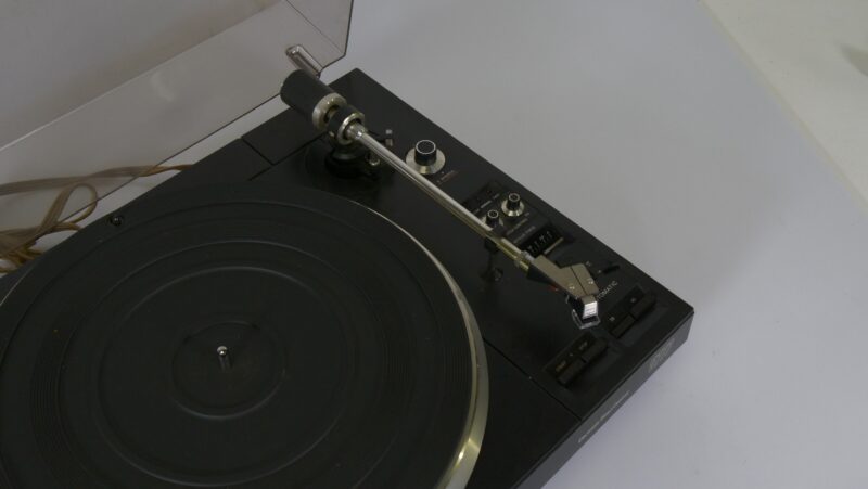 Aristona 5777 platenspeler – Electronic Direct Control (met Philips GP400 element) - Afbeelding 4