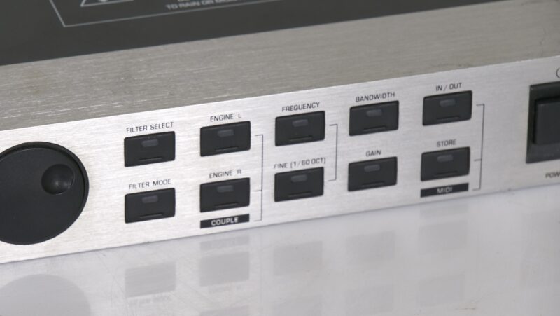 Behringer Feedback Destroyer DSP1100 automatische feedback eliminator / parametric EQ (rackmodel) - Afbeelding 4