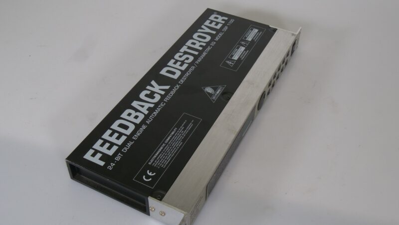 Behringer Feedback Destroyer DSP1100 automatische feedback eliminator / parametric EQ (rackmodel) - Afbeelding 7