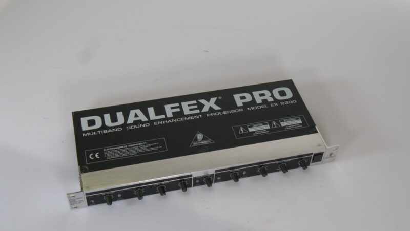Behringer Dualfex Pro EX2200 multiband sound enhancer / exciter (rackmodel)
