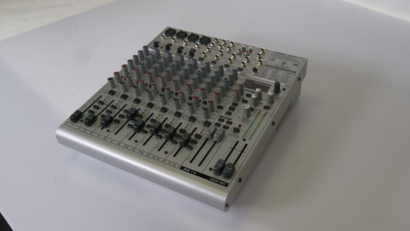 Behringer Eurorack UB1622FX-PRO 16-kanaals mixer met effectenprocessor - Afbeelding 3