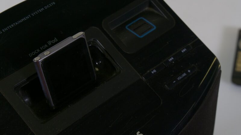 Philips DCS570 Docking Entertainment System met iPod Nano (4e generatie) - Afbeelding 2