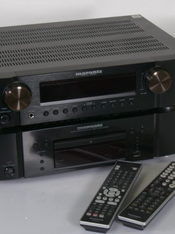 Marantz SR5002 AV Receiver + Marantz UD5007 SACD/Blu-ray speler (set, met afstandsbedieningen)