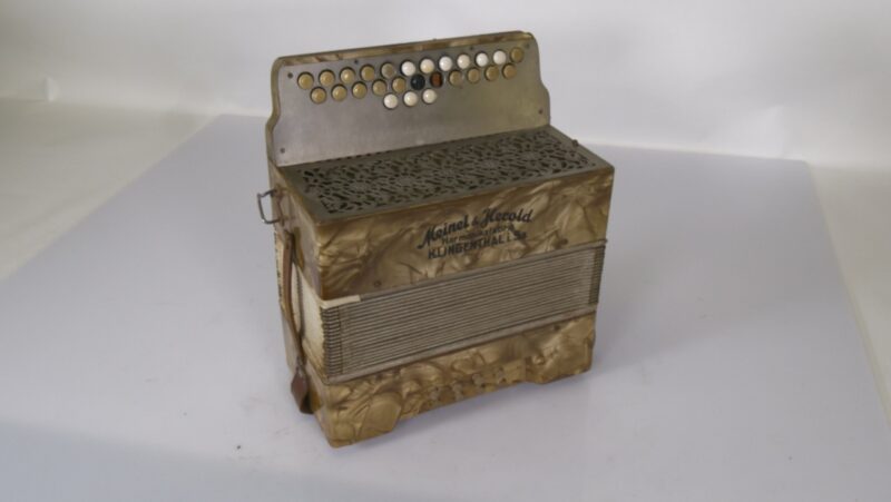 Meinel & Herold Vintage Accordeon – Harmonikafabrik Klingenthal
