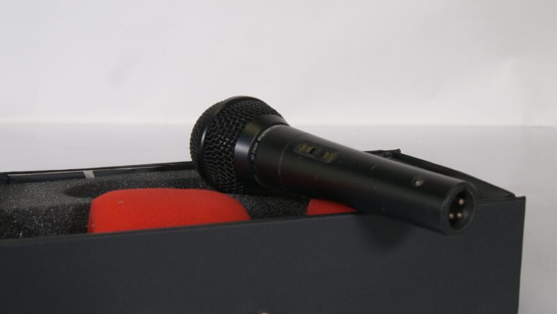 Digitor C-1509 Dynamische Microfoon met Doos en Windkappen