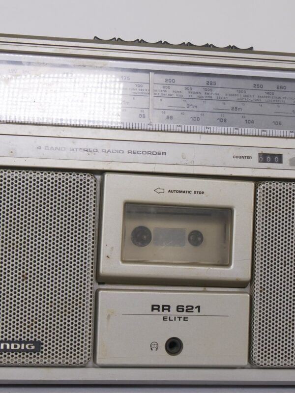 Grundig RR 621 Elite – 4-Band Stereo Radio Cassette Recorder
