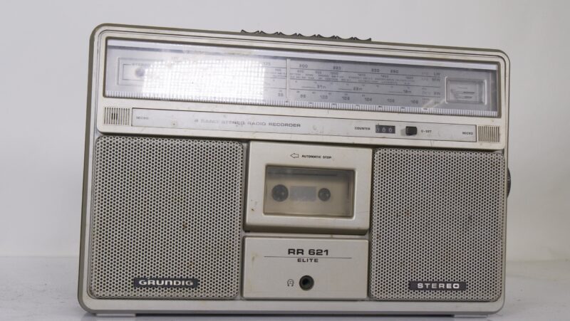 Grundig RR 621 Elite – 4-Band Stereo Radio Cassette Recorder