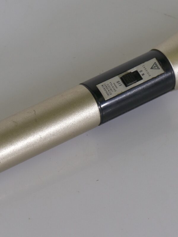 Vintage dynamische cardioïde microfoon (decoratief, werkt niet)
