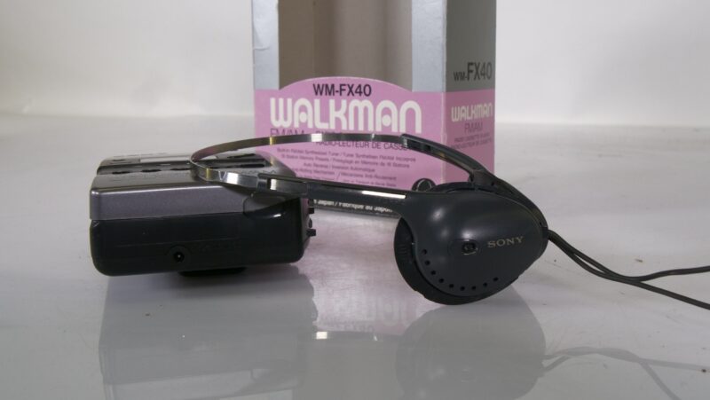 Sony Walkman WM-FX40 met FM/AM radio, auto-reverse en originele doos - Afbeelding 7