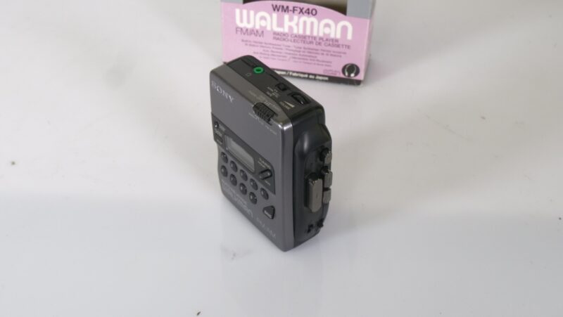 Sony Walkman WM-FX40 met FM/AM radio, auto-reverse en originele doos - Afbeelding 3