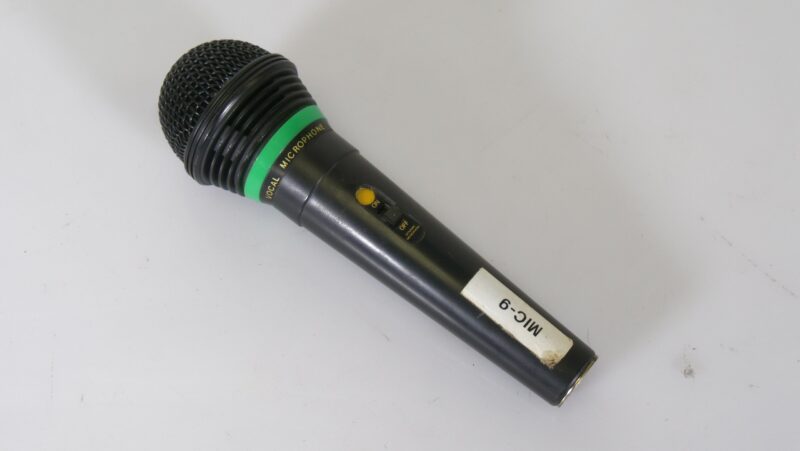 Vocal Microfoon MIC-9 – dynamische zangmicrofoon met aan/uit schakelaar