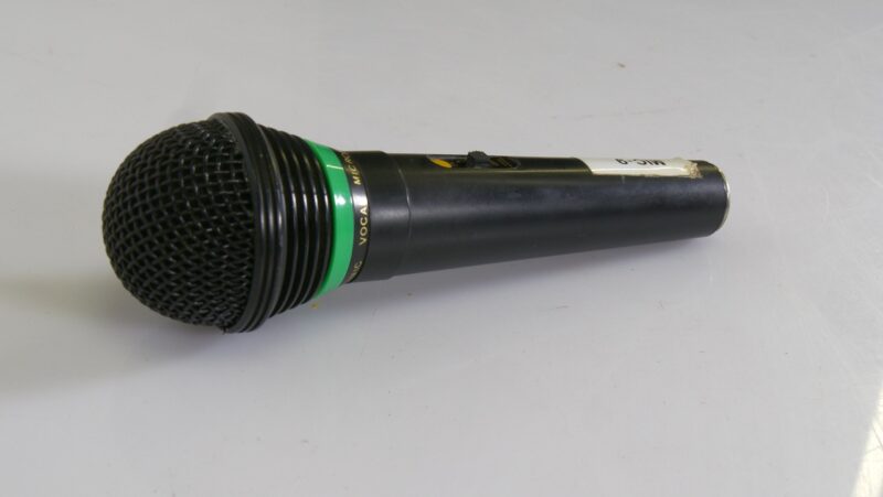 Vocal Microfoon MIC-9 – dynamische zangmicrofoon met aan/uit schakelaar - Afbeelding 2