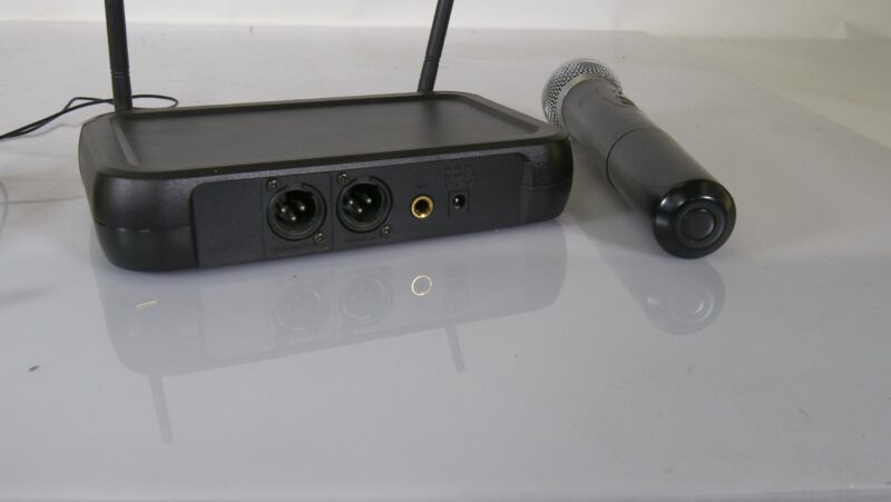 Vonyx WM512 draadloos microfoonsysteem – handheld + headset met ontvanger - Afbeelding 2