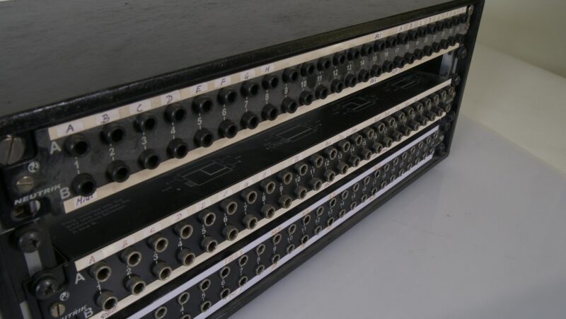 Neutrik Patchbay 3U 19" – Audio/MIDI Signaalverdeler - Afbeelding 3