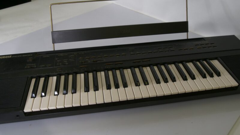 Yamaha PCR-800 Vintage Synthesizer/Keyboard met MIDI - Afbeelding 2