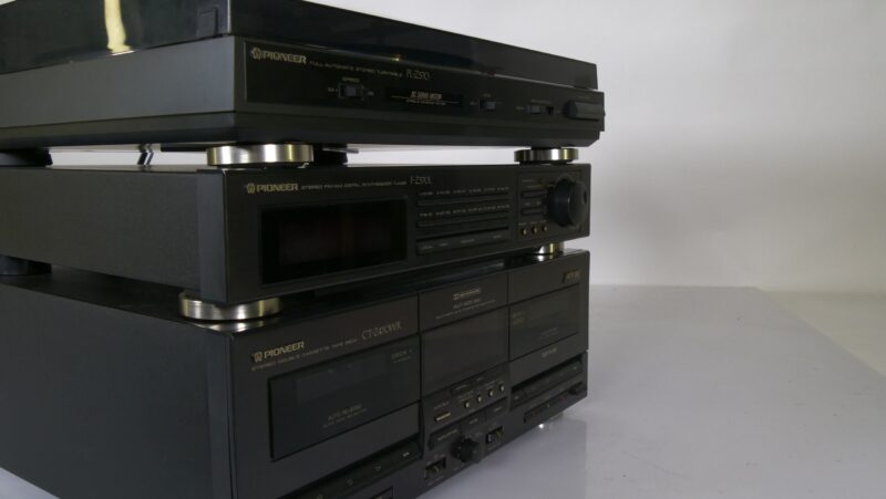 Pioneer HiFi set – PL-Z570 platenspeler, F-Z570L tuner en CT-Z470WR dubbel cassettedeck geen versterker - Afbeelding 5