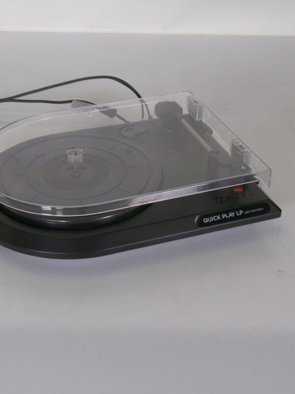 ION Quick Play LP USB Platenspeler met stofkap