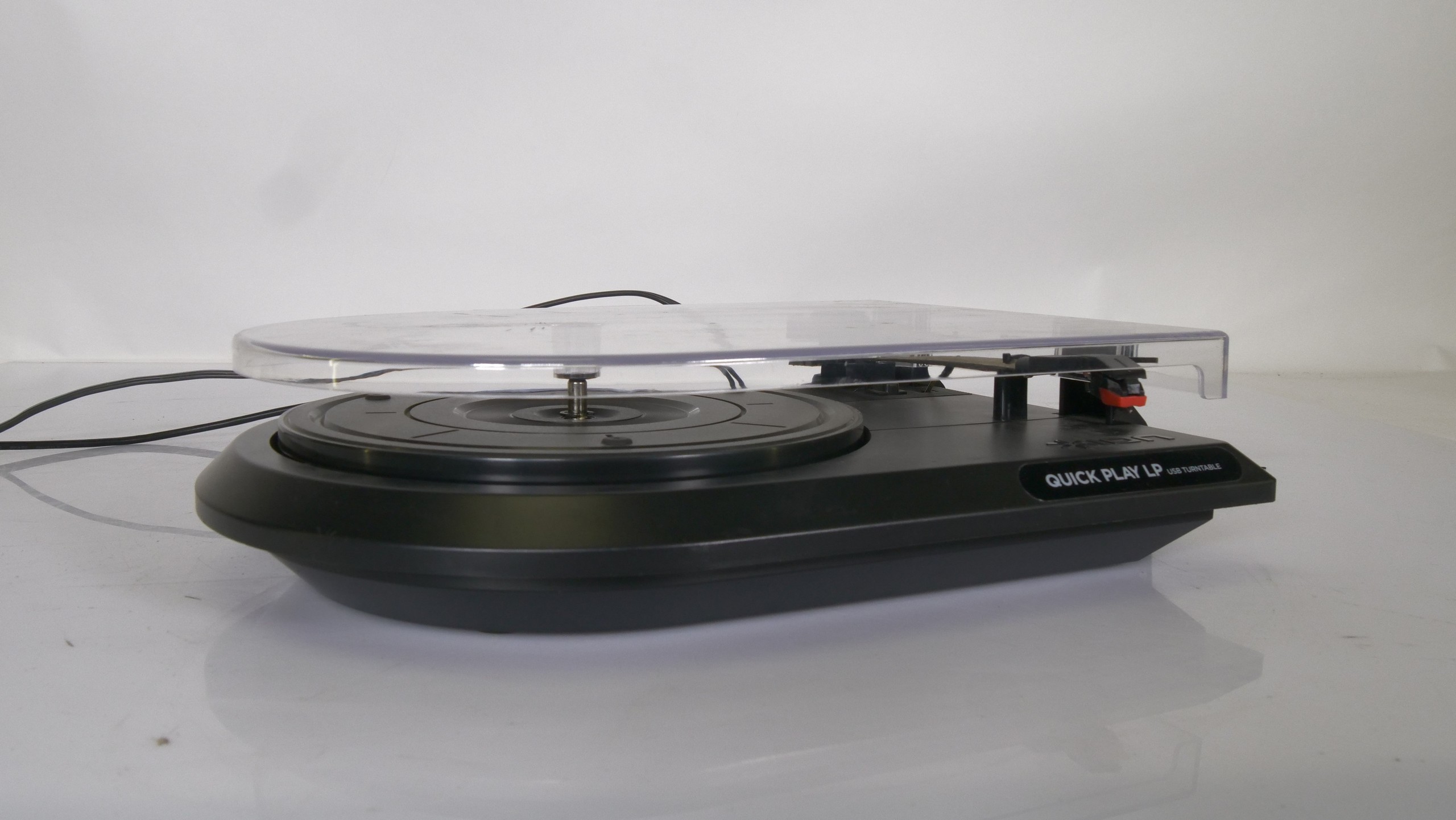 ION Quick Play LP USB Platenspeler met stofkap - Afbeelding 2