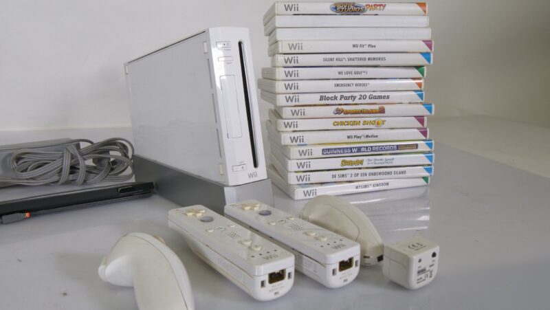 Nintendo Wii Console Set met 12 Games, 2 Controllers en Accessoires – Compleet - Afbeelding 5