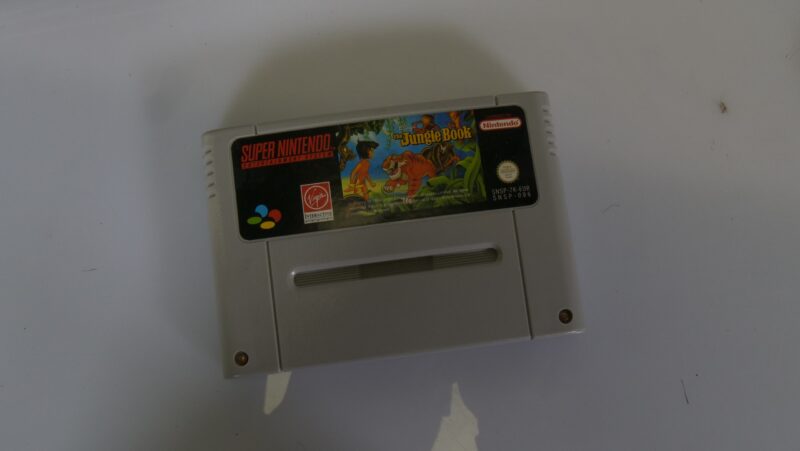 Nintendo Super Nintendo Entertainment System (SNES) met 2 controllers en 6 spellen (zonder AV-kabel) - Afbeelding 8