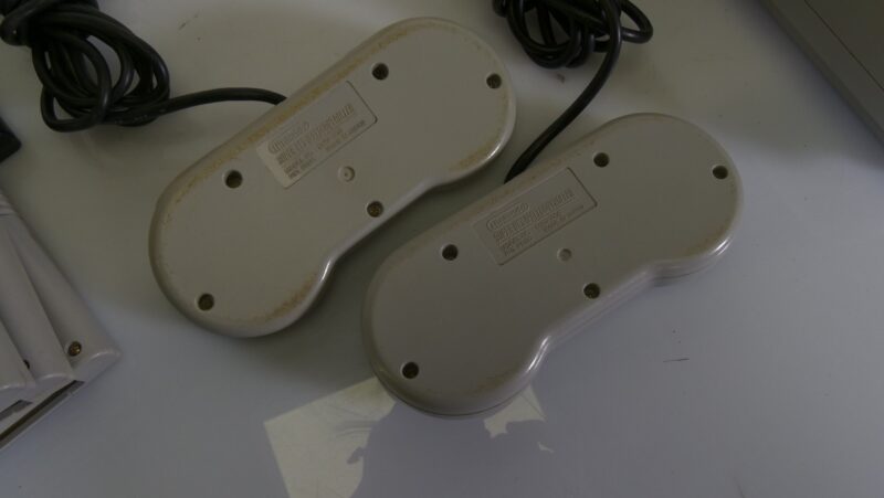 Nintendo Super Nintendo Entertainment System (SNES) met 2 controllers en 6 spellen (zonder AV-kabel) - Afbeelding 13