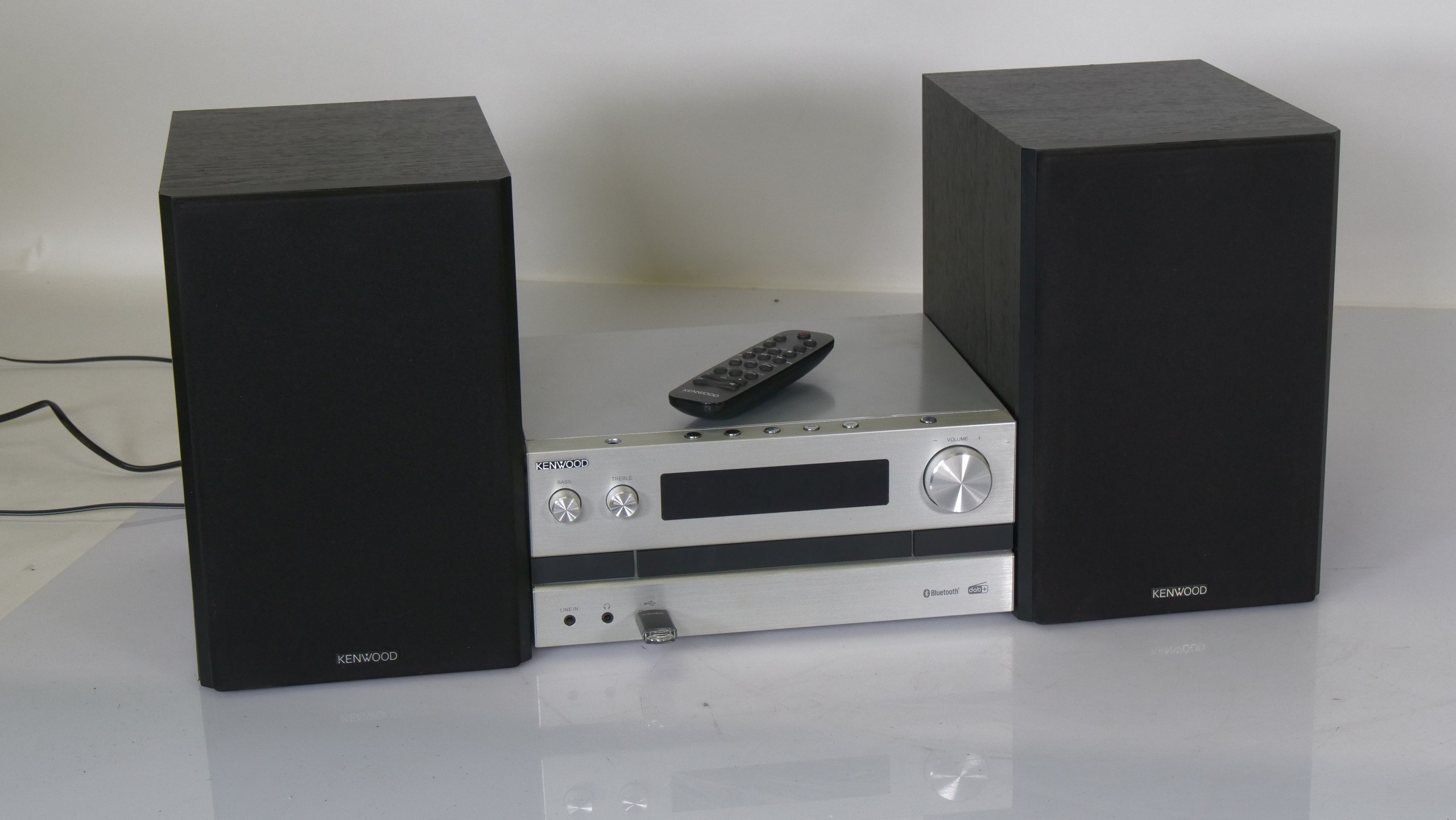 Kenwood Micro Hi-Fi met Bluetooth (Aan/Uit-knop ontbreekt) - Afbeelding 4