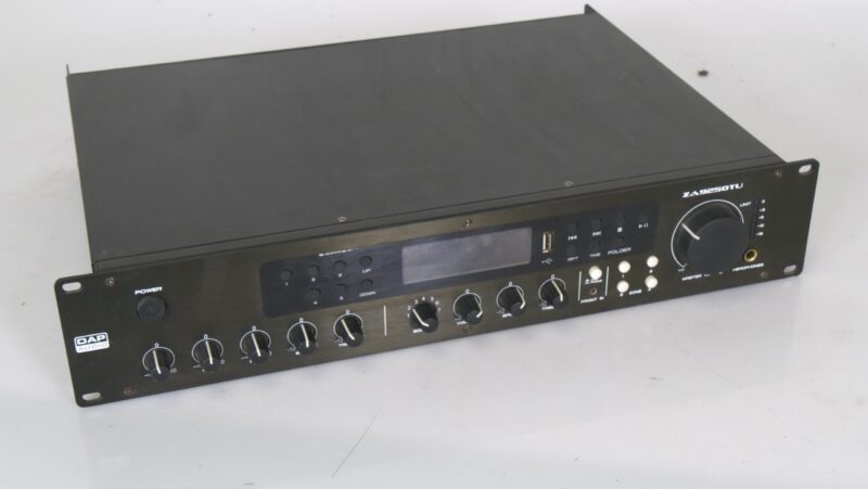 DAP Audio ZA-9250TU 250W 4-Zone Mixer Versterker met USB/FM/MP3