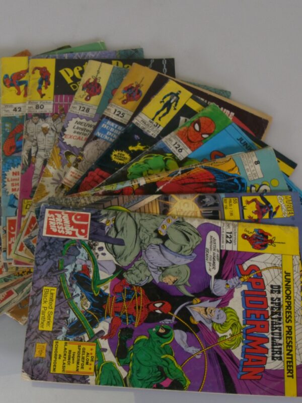 Set van 18 Junior Press “De Spectaculaire Spiderman” strips (Nederlandstalig, jaren ’80–’90)