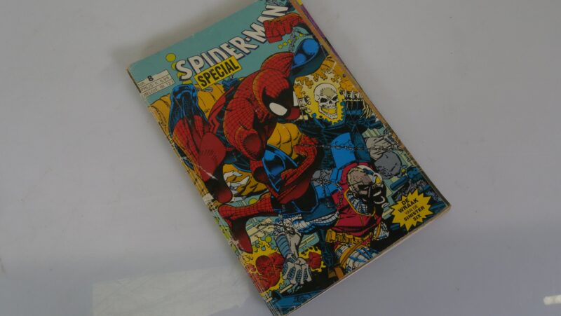 Set van 18 Junior Press “De Spectaculaire Spiderman” strips (Nederlandstalig, jaren ’80–’90) - Afbeelding 13