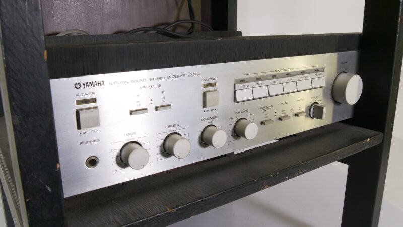 Jim Carson MC-120 mixer met Yamaha A-500 versterker in rack - Afbeelding 5