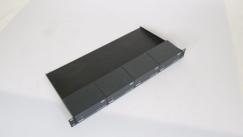Extron Versa Tools MDA 5SV / MDA 5A RCA – audio/video distribution amplifiers (rack set, 4 stuks) - Afbeelding 2