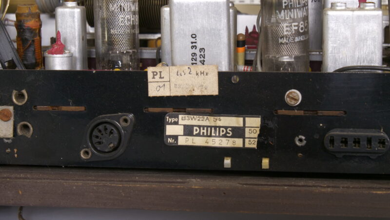 Philips B3W22A Buizenradio – 1954, hout, niet werkend - Afbeelding 2