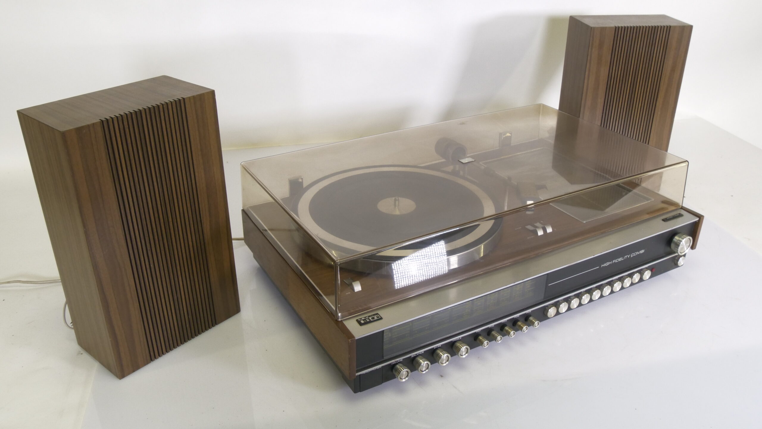 Aristona High Fidelity Combi platenspeler-radio set