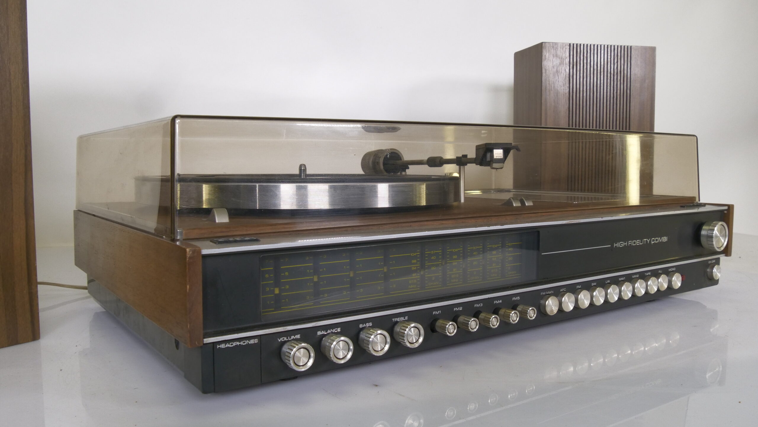 Aristona High Fidelity Combi platenspeler-radio set - Afbeelding 6