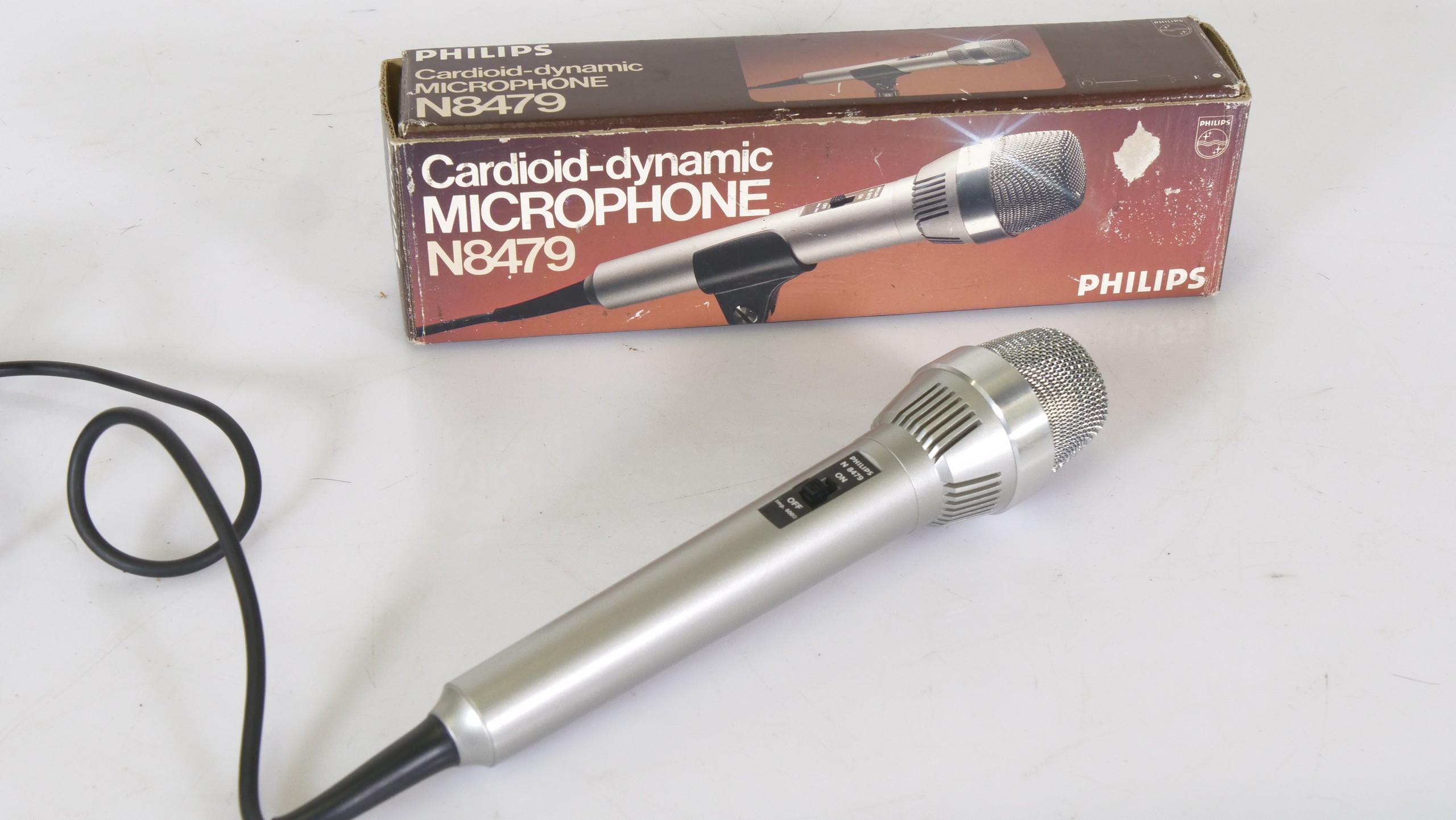 Philips N8479 Cardioid Dynamische Microfoon (met doos)