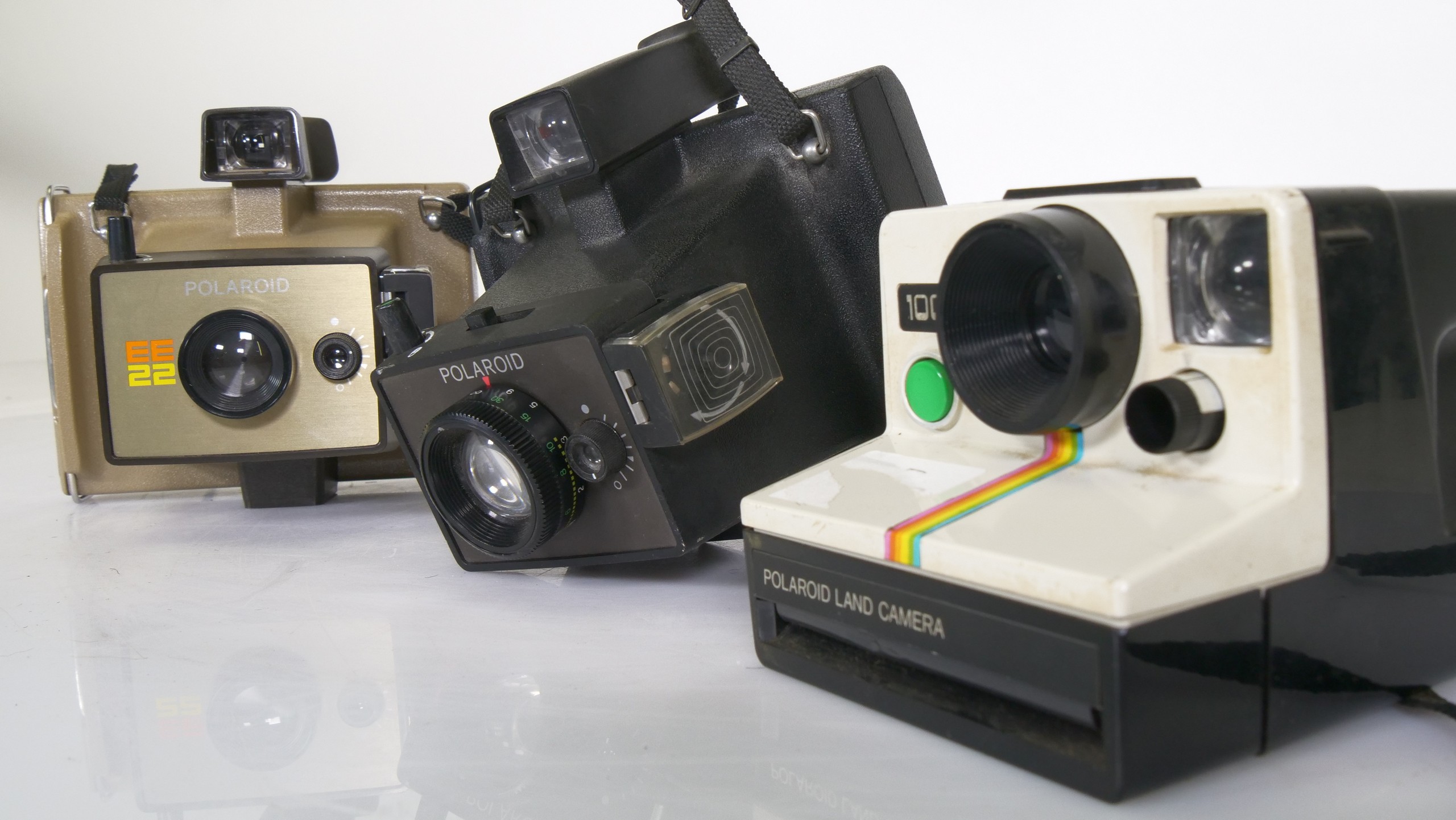 Set Polaroid Camera’s (EE22, EE44 & 1000) – Display