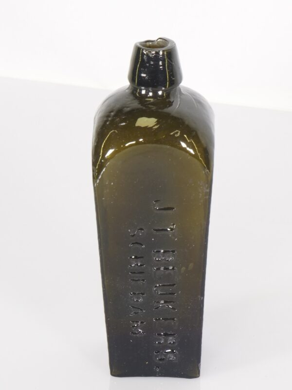 Antieke J.T. Beukers Schiedam jeneverfles (groen glas)