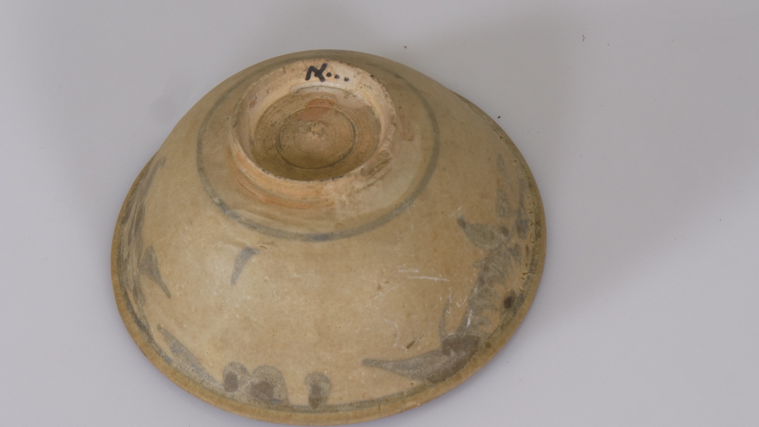 Antiek Aziatisch steengoed kommetje met grijs motief - Afbeelding 3