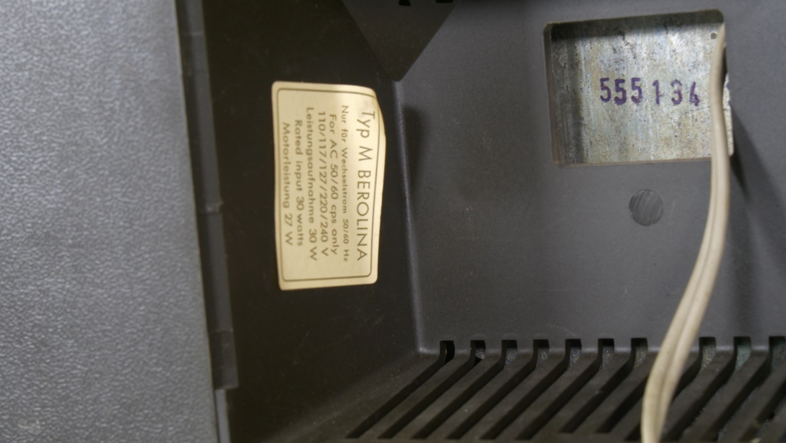 Telefunken Berolina M bandrecorder (werkt, speelt niet) - Afbeelding 2